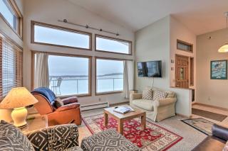 Spacious Family Home with Deck and Million-Dollar View - 0