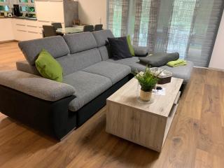 Firmen & Ferienwohnung Brecht 1 - 8