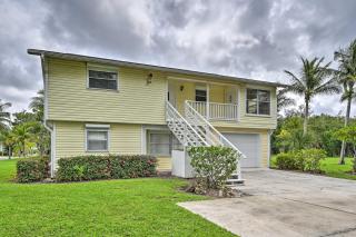 Modern Bonita Beach Apt with Patio - Steps to Beach! - 4