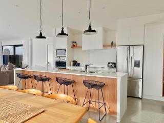Lake House - Te Anau Holiday Home - Te Anau - 2