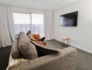 Lake House - Te Anau Holiday Home - Te Anau - 3