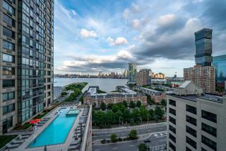 Global Luxury Suites Downtown Jersey City - Jersey City - 8