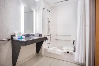 Holiday Inn Express Wisconsin Dells by IHG - 1
