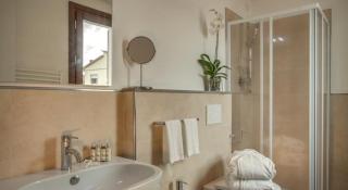 The Florence Hills Resort & Wellness - 9