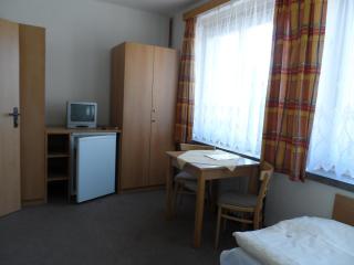 Hotel Trim - 8