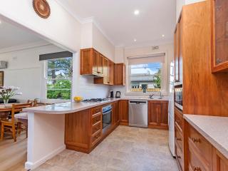Bloom on Sackville Opt1 - Port Fairy - 5