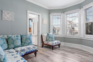 Beach Block-Ocean Views from Balconies-Parking Unit 2 - 1