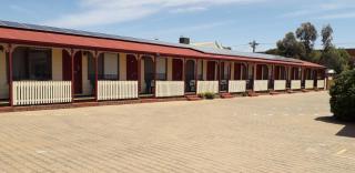 Daydream Motel and Apartments - Broken Hill - 0