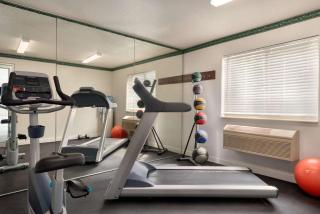 Baymont by Wyndham Swanton - Swanton - 4