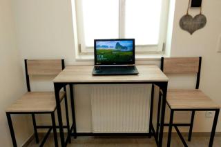 Pearl Studio Apart - King Bed - Netflix - Projector - Fast Wi-Fi - Trèves - 2