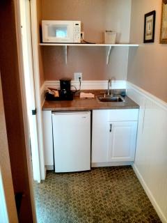 Green Gables Motel & Suites - Burney - 2