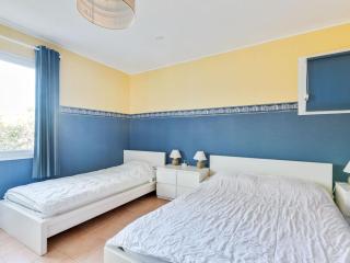 Sunny Roquebrun Getaway - 5