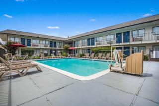 Motel 6-College Station, TX - Bryan - College Station - 9