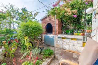 Apartments by the sea Businci, Ciovo - 7560 - Trogir - 1
