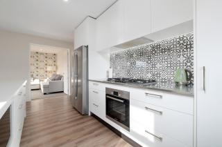 Sapphire Spring Rise - 8