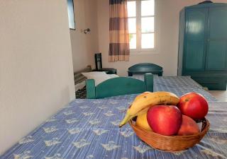 Joanna's Rooms on the Beach - Plaka - 9