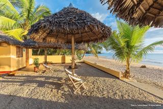 Sambatra Bed and Breakfast - Ambaro - 1