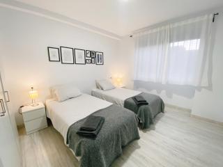 GMC Turistics - La Casita de Atarazanas - Malaga - 3