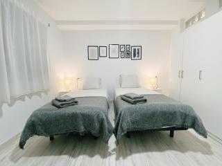 GMC Turistics - Great Apartment for Groups & Families - Málaga - 3