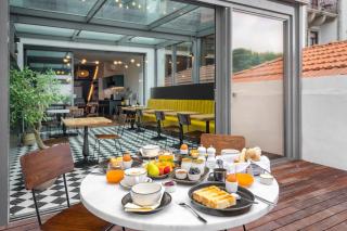 Luxury Old Town Oasis for Family and Friends (Daily Breakfast + Housekeeping incl) - Porto - 0