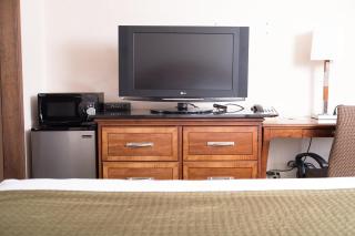 Quality Inn - 6