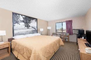 Super 8 by Wyndham Bowman - Bowman - 5