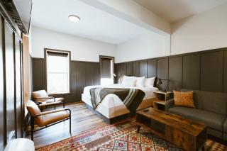 The Flying Steamshovel Inn - Rossland - 0