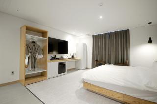 Gijang Hound Hotel Ilgwang - Busan - 1