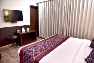 Clarks Inn Suites Gwalior - Gwalior - 3