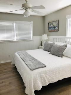 Amazing beach getaway pool condo by the beach - 2