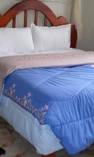 Davis Tours Home Stay - Kabale - 0
