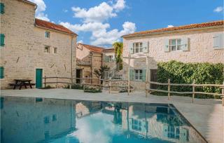 Gorgeous Apartment In Zminj With Wifi - Žminj - 8