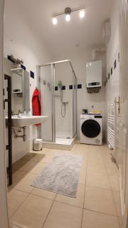 Gorgeous Viennese Apartment 10 min to City Center - Vienna - 2
