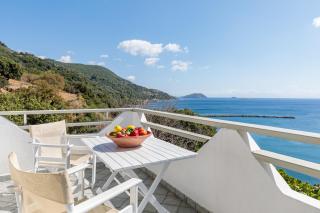 Servani Studios & Suites - Loutráki - 1