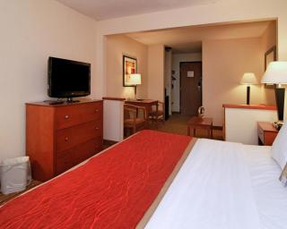 Quality Inn & Suites - Eau Claire - 1
