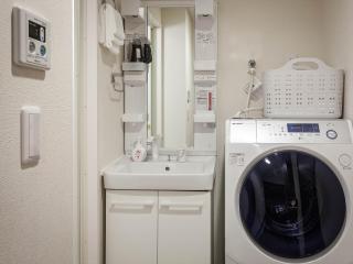 Living Inn Asahibashiekimae Premier - Naha - 3