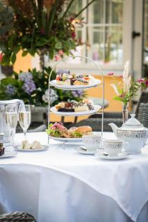 Cork's Vienna Woods Hotel & Villas - 3