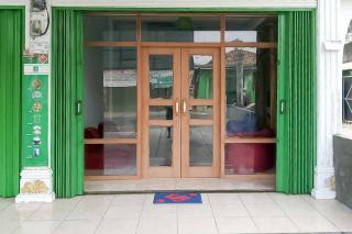 RedDoorz Plus near Universitas Saburai Lampung - 9