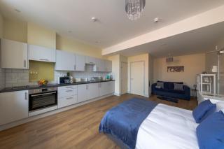 Apartment 7, Isabella House, Aparthotel, By RentMyHouse - Hereford - 2