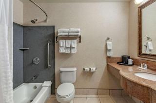 Citrus Suites Redlands Loma Linda Hotel - Redlands - 1