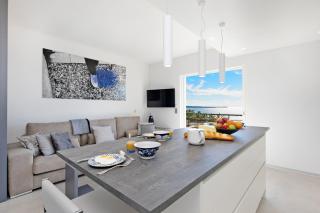 Blue Dreams YourHostHelper - 8