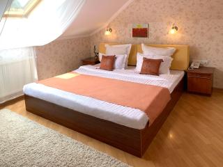 Eney Boutique Hotel - Lviv - 5