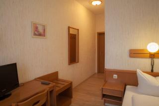 Hotel Kutzbach - Reuterstadt Stavenhagen - 3