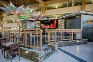 Crowne Plaza Suffern-Mahwah by IHG - Suffern - 1