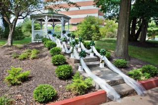 Ramada by Wyndham Cleveland Independence - Independence - 1