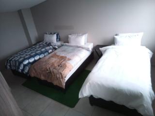 Budget Friendly Property Rosebank - 1