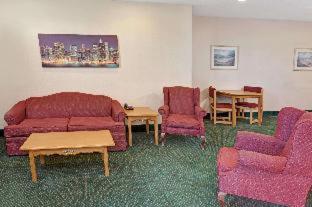 Red Lion Inn & Suites Elk Grove Village - Elk Grove Village - 5