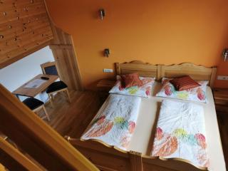 Kindererlebnis- und Biobauernhof Hipp-Bruckner - 3