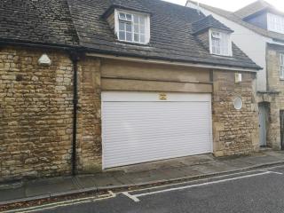 Meadow House - Stamford - 2
