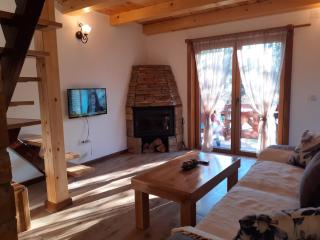 Mountain House Tadić 2 - 3